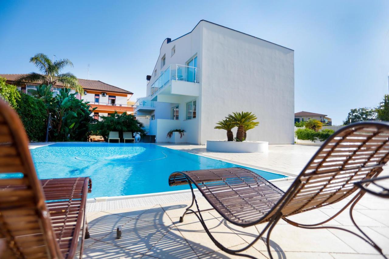 Aparthotel Path House - Etna & Sea View Riposto Exterior foto